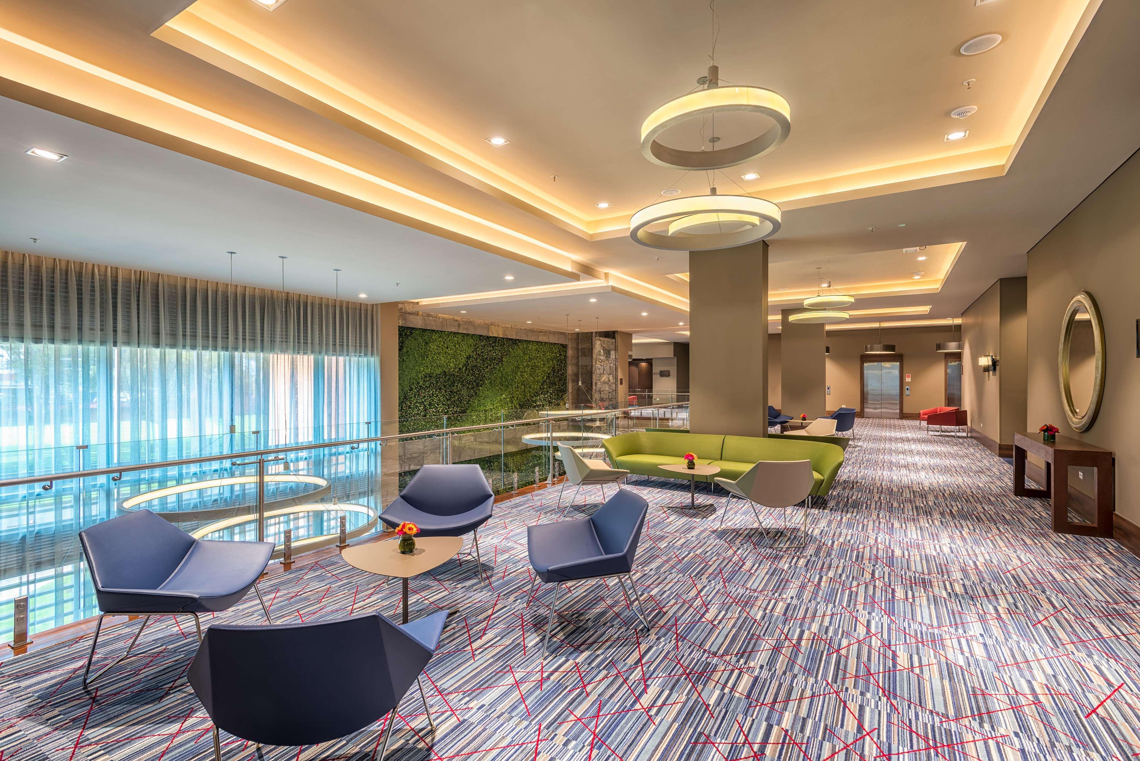 Hilton Garden Inn Bogota Airport Bagian luar foto